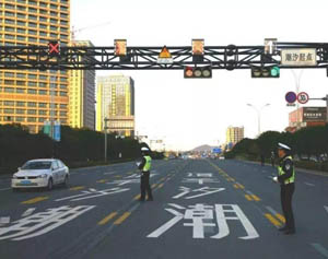 潮汐車道代表什么意思 潮汐車道的作用有哪些？