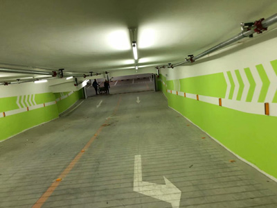 蘇州道路劃線熱熔施工報價_蘇州車庫劃線怎么報價?