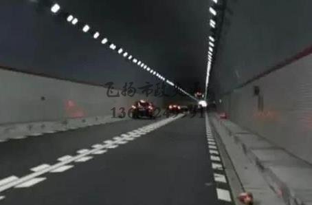 不懂這些交通標(biāo)線?駕照12分都不夠扣的!