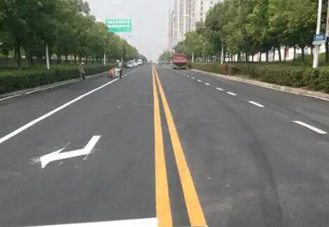 蘇州道路劃線的材料怎么樣選擇好的？