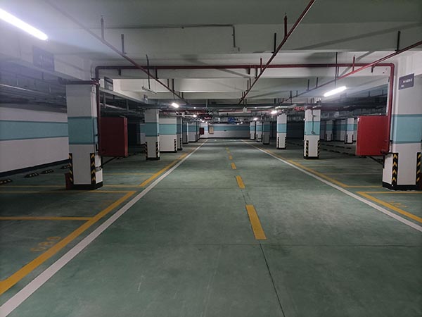 蘇州飛揚(yáng)市政交通設(shè)施有限公司車(chē)位劃線項(xiàng)目案例順利交付。