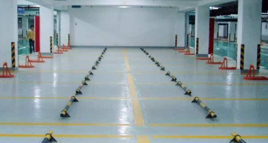 環(huán)氧地坪步梯測(cè)量方法？保環(huán)氧地坪的施工效果和質(zhì)量