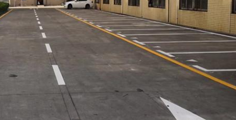 小區(qū)停車位劃線歸誰管? 這成為了一個社會性的話題 小區(qū)停車位劃線歸誰管? 這成為了一個社會性的話題