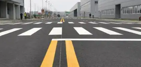 蘇州工廠車間劃線施工選哪家？專業(yè)團隊助力工廠規(guī)范生產(chǎn)